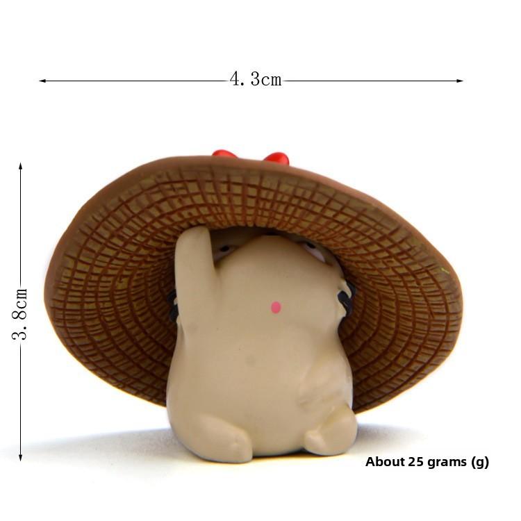 Cartoon My Neighbor Totoro Small Resin Sculpture With Straw Hat For Miniature Landscaping And Gift Use
