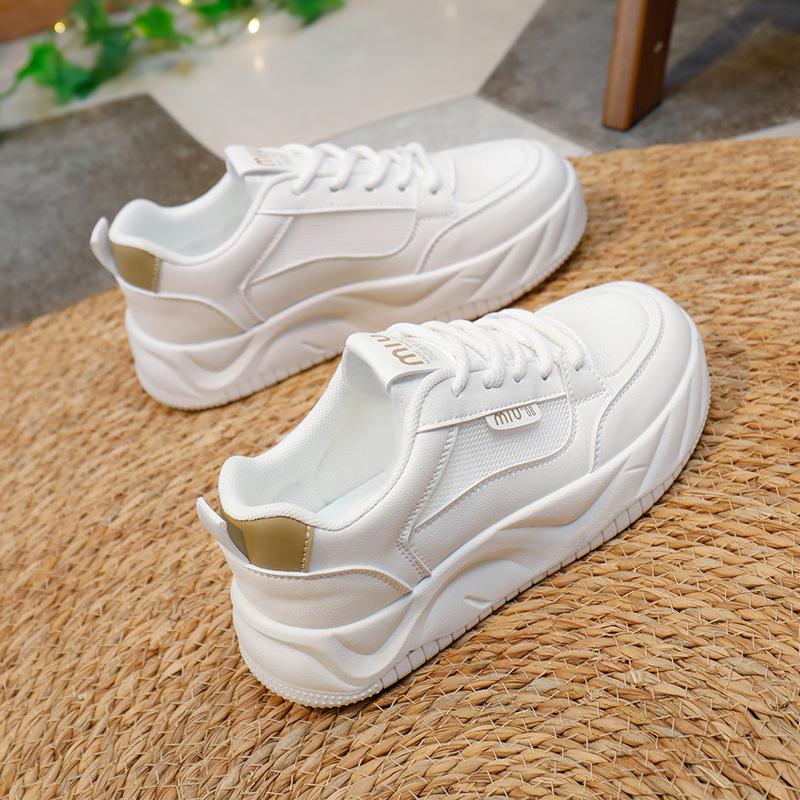 Summer New Korean Ins Breathable White Shoes Women's Hollowed Leisure Board Shoes Thick Bottom All-Matching Platform Shoes