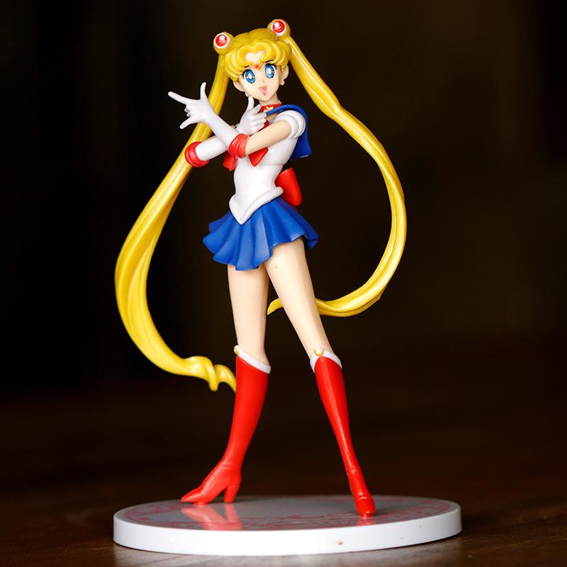 17cm Cartoon Cute Girl Sailor Moon Anime Figure PVC Action Anime Figure Model Kawaii Doll Desktop Ornaments