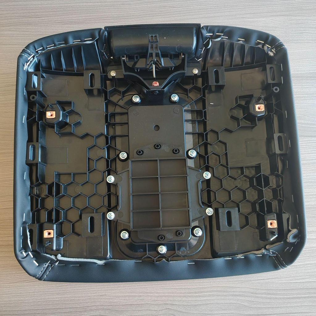 Center Console Armrest Cover for 2014-2019 Chevrolet 0227083AA