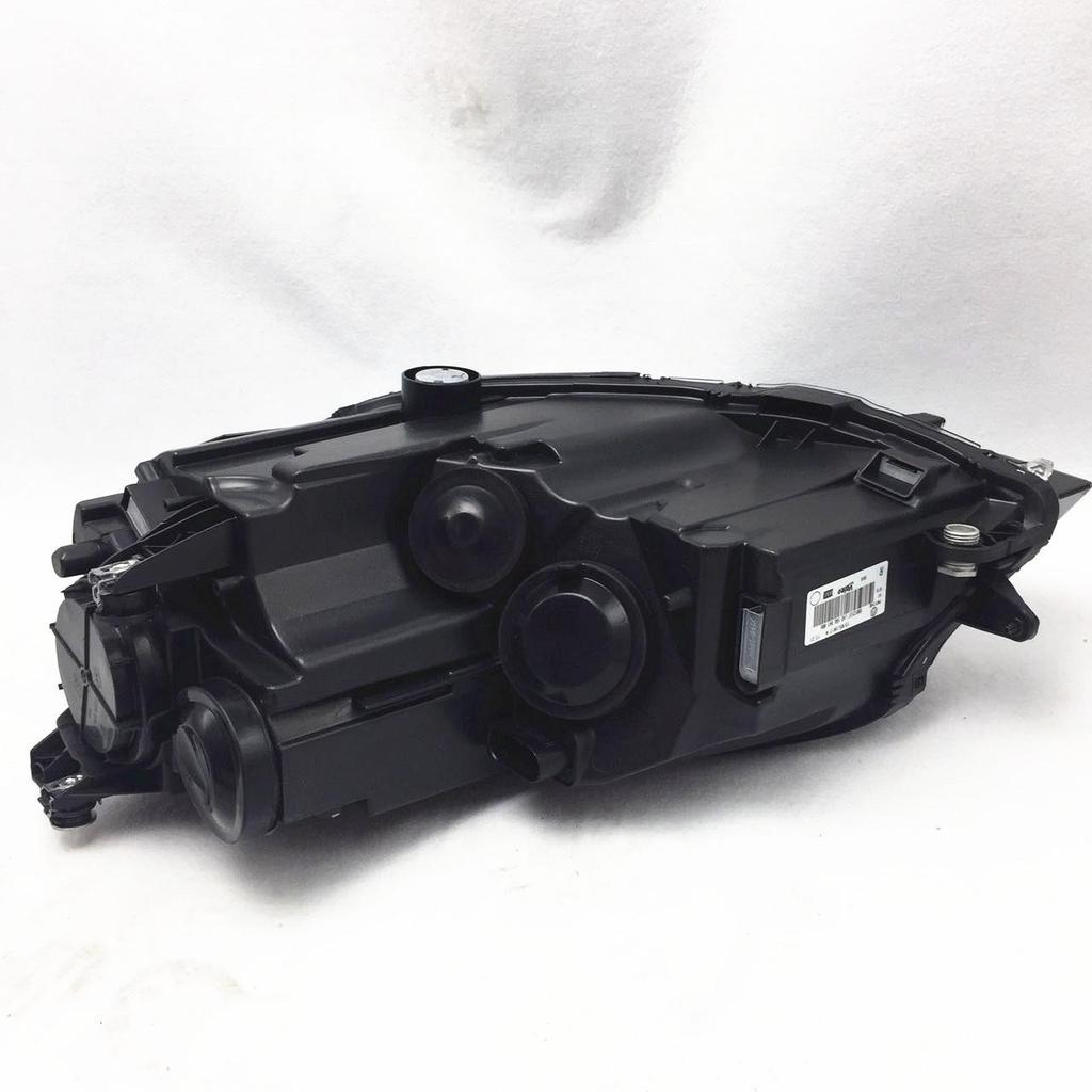 Подходит для Volkswagen Golf Фара в сборе 2013-2017: Галогенная фара High 7 с ближним/дальним светом