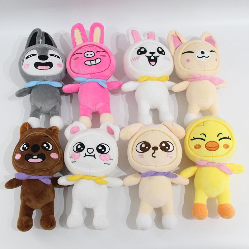 Плюшевые игрушки Skzoo Stray Kids Плюшевый волк Чан Мультяшное чучело Животное Плюшевые игрушки Кукла Милый компаньон для детей Взрослых Фанатов Подарок 20 см