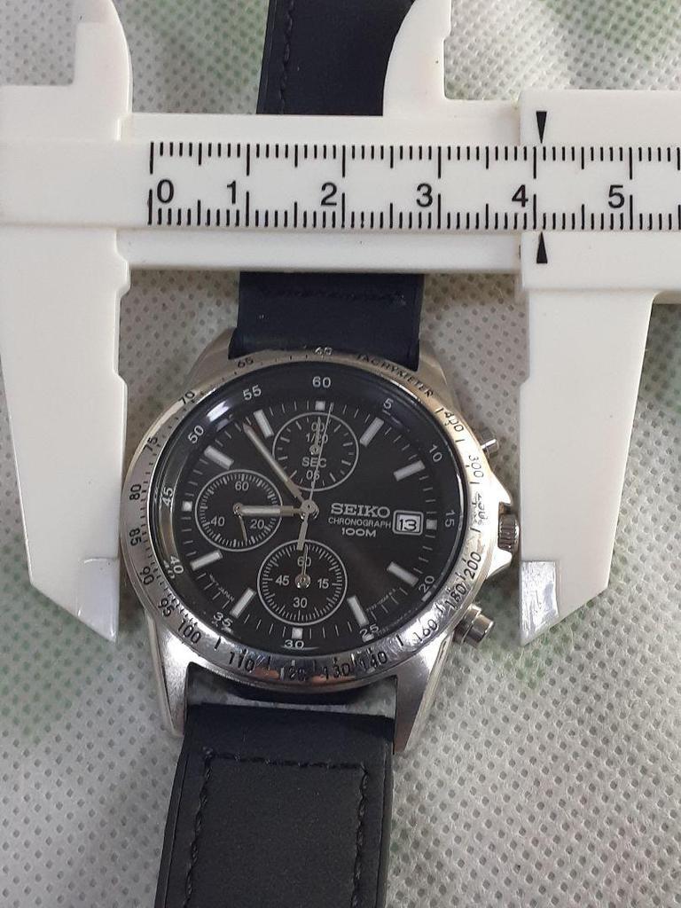 [USED] SEIKO Chronograph 100M Water Resistant Black