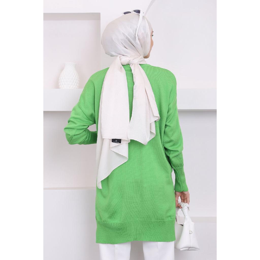 Туника из тонкого мерсеризованного свободного трикотажа темного цвета фуксии с круглым вырезом