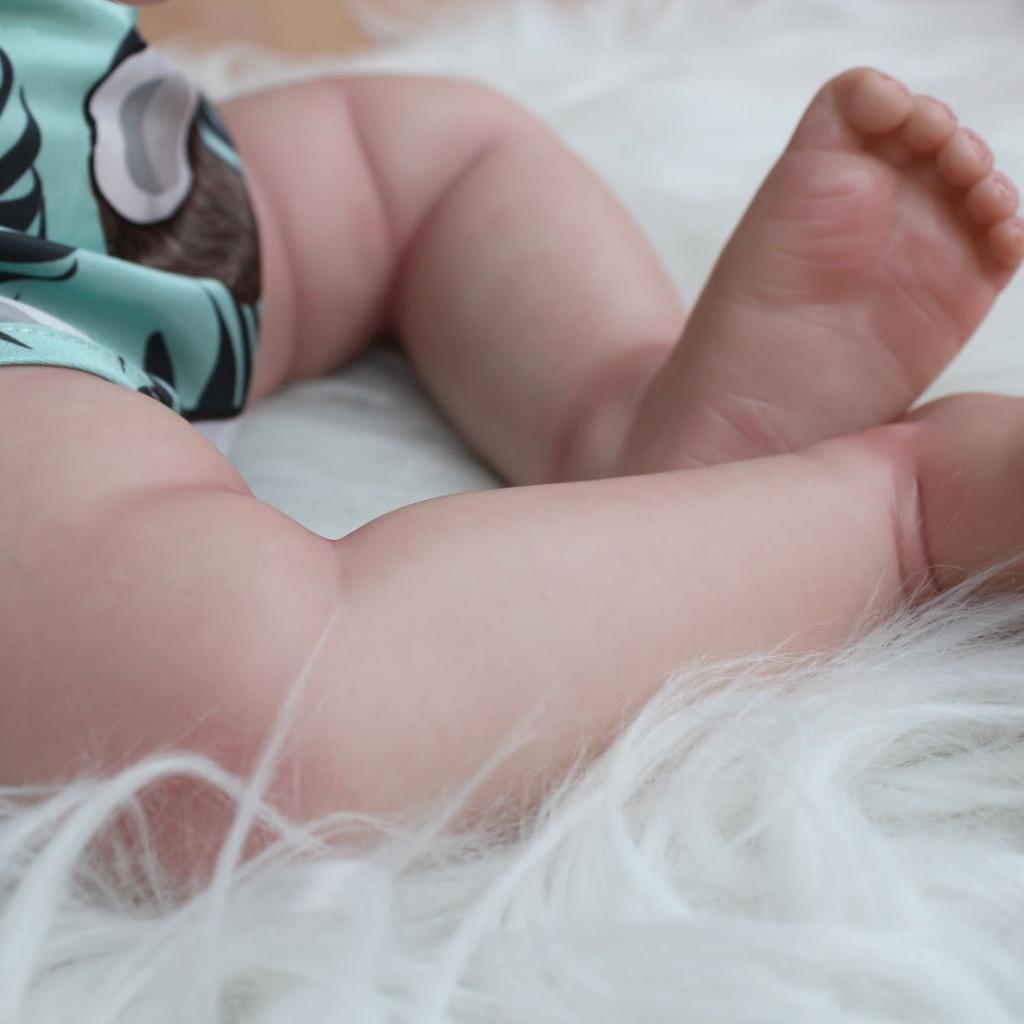 BZDOLL 60cm 3D-Paint Skin Soft Silicone Reborn Baby For Girl Realistic Princess Toddler Art Doll Cloth Body Blond Hair with Vascular