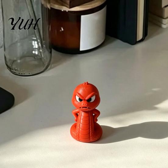 Articulated Snake Toy 3D Printed Ornament, Cartoon Angry Little Figurine, Desktop Decoration Ornament Durable PLA for Home Office Desk Display Stress