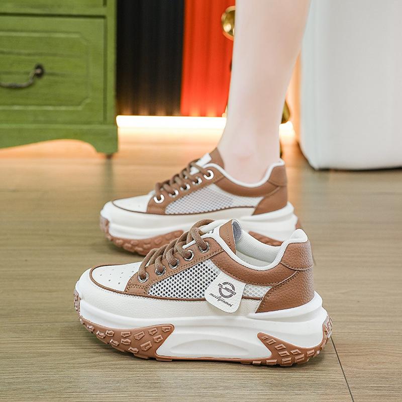 Обувь для папы Женская дышащая сетчатая женская обувь Универсальная летняя модная обувь на толстой подошве Тонкая полая спортивная обувь Увеличивающая рост обувь