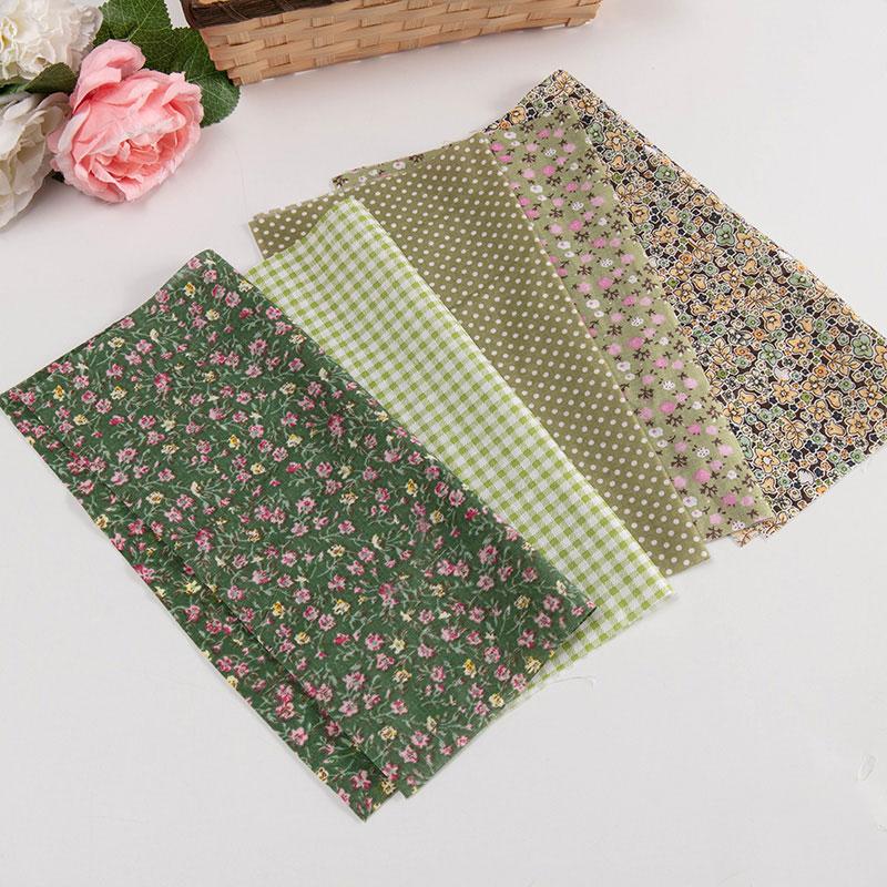 5pcs / Lot Printed Patchwork Cotton Fabric Doll Handmade Accessories Floral Fabrics for DIY