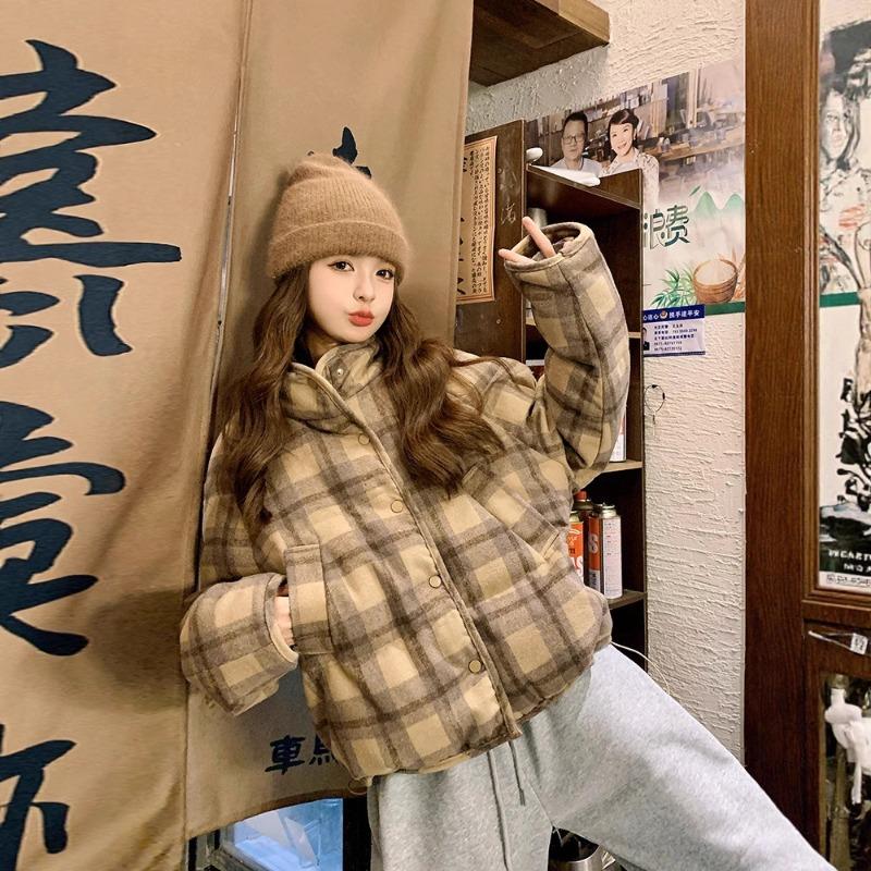 Классическая клетчатая повседневная свободная коричневая клетчатая куртка-стойка осень уличный стиль с длинными рукавами женская одежда