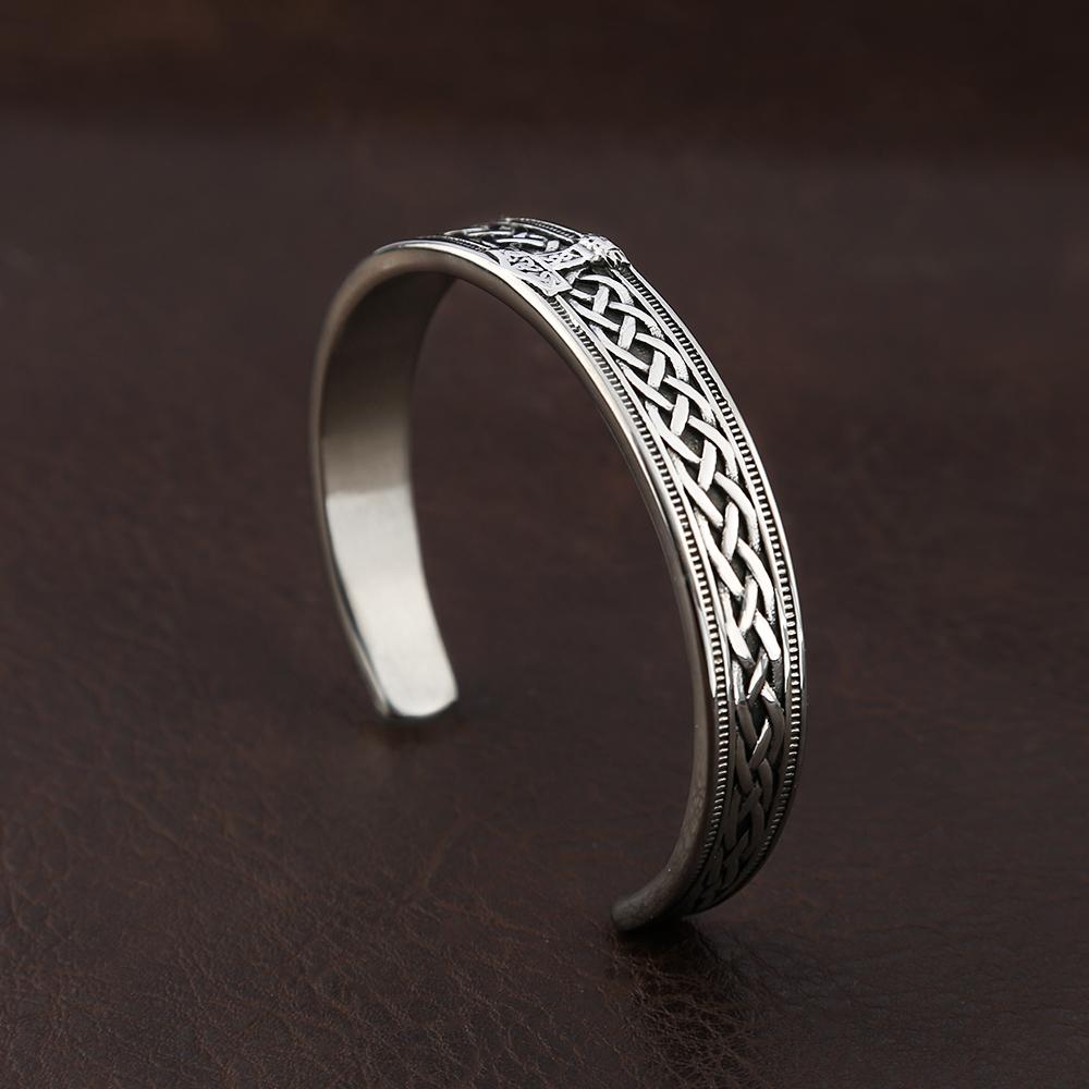 Vintage Stainless Steel Thor's Hammer Bracelet Fashion Handmade Nordic Rune Bangles for Men Women Amulet Jewelry Gifts Wholesale