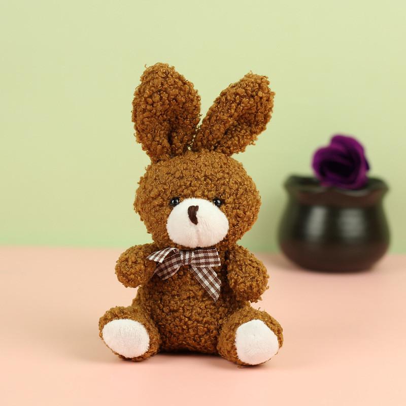 Милая плюшевая игрушка-кролик в мультяшном стиле с галстуком-бабочкой, идеально подходящая для рюкзаков, брелоков и
