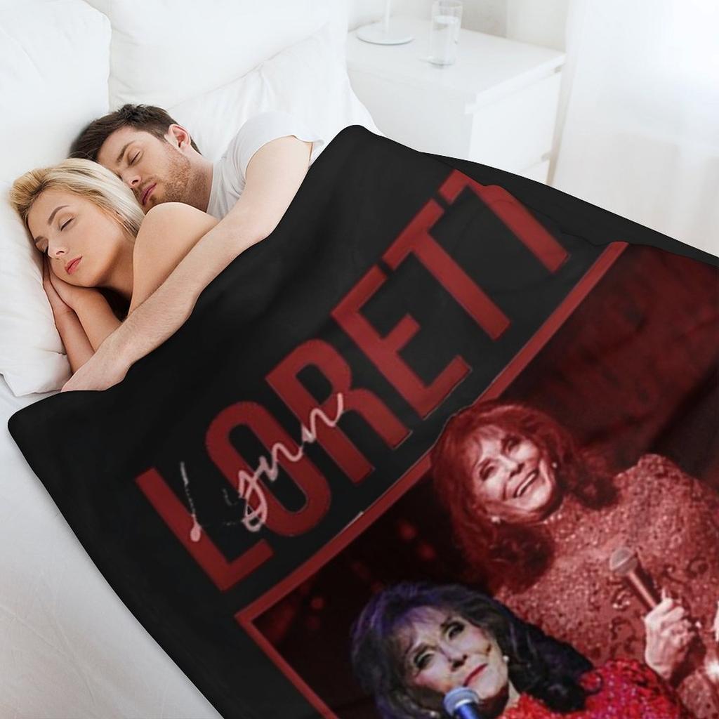 loretta red rip Throw Blanket Nap manga blankets and throws Decorative Beds Blankets