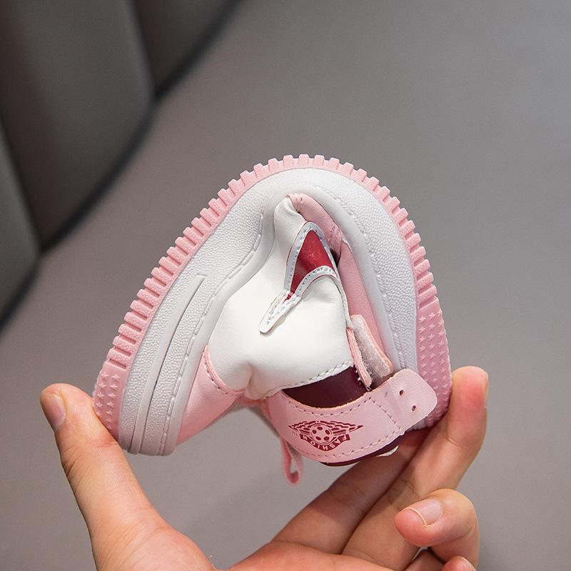 Обувь для девочек осенняя мягкая подошва высокие кроссовки для серфинга, детская мода детская нескользящая спортивная обувь баскетбольная обувь