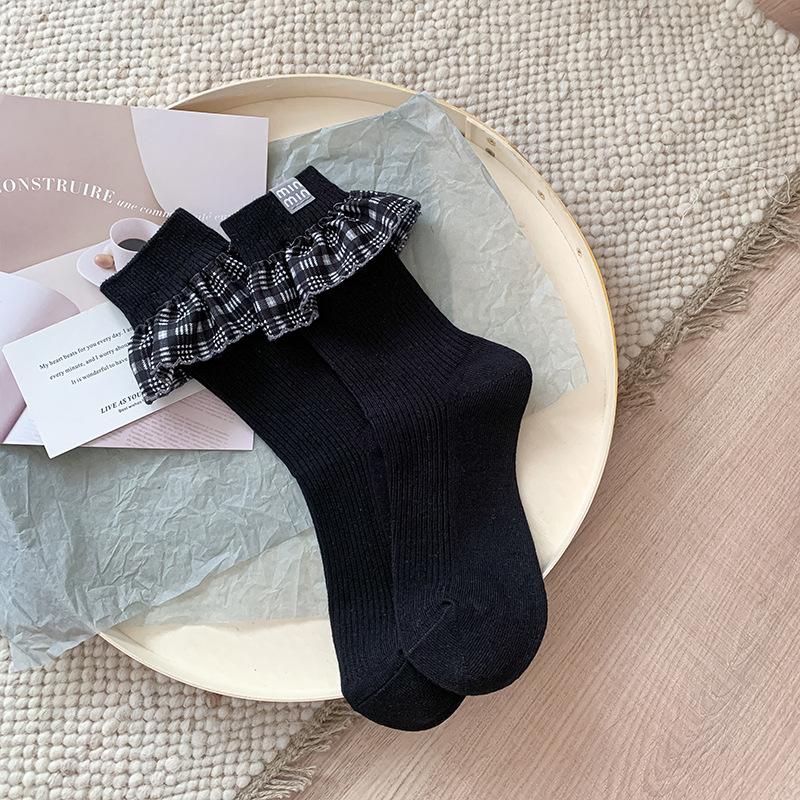 Female Spring and Autumn New Trend Cloth Standard Assorted Plaid Tube Stack Socks