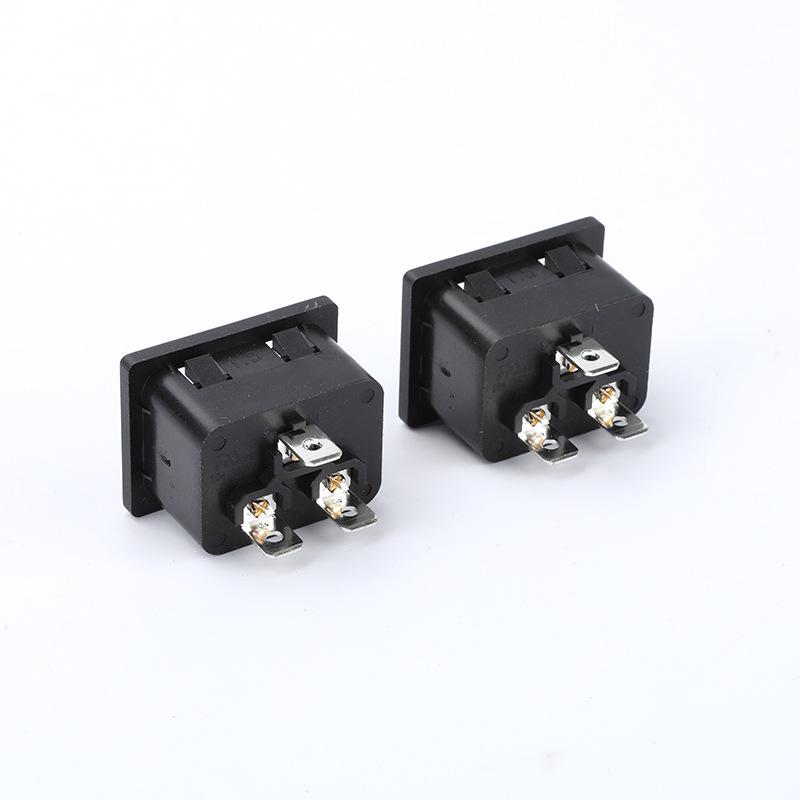 Heavy-Duty CEE Thick-Pin Socket for High-Pressure Cookers, Rice Cookers, and Electric Vehicle Charging