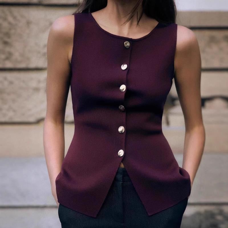 Весенняя модная женская одежда: Жилет и топ из свитера с пуговицами плоской строчкой