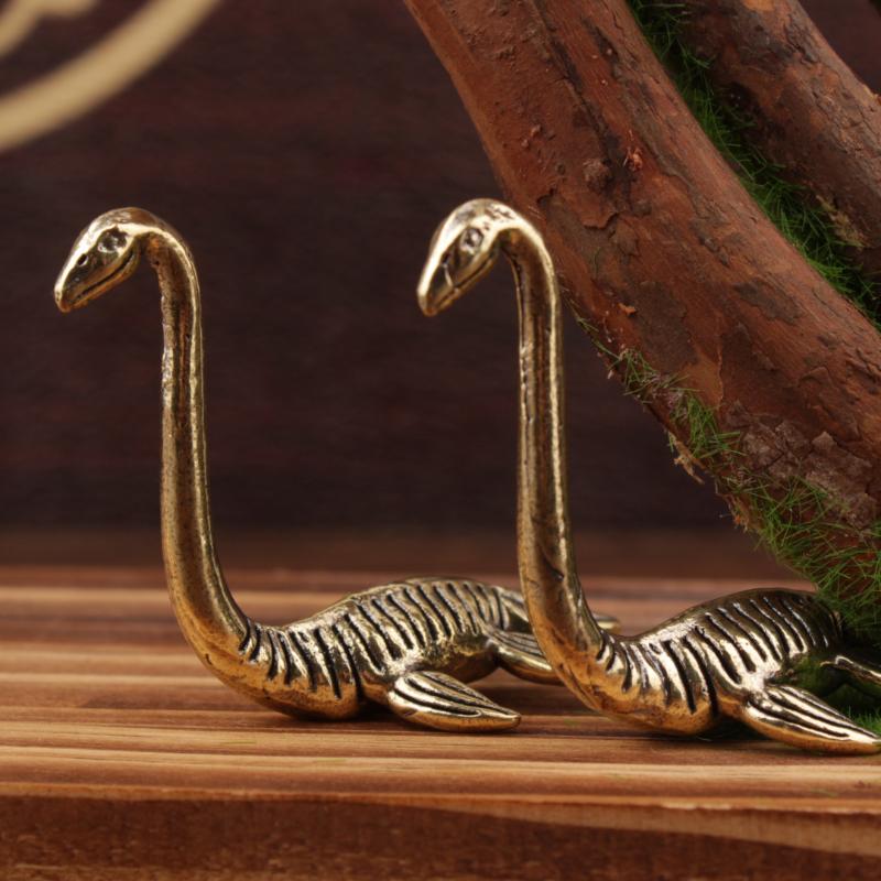 Фигурка Лох-Несского Чудовища Ручной работы 1 шт. Винтажный Античный Латунный Коллекционный Орнамент для Гостиной Рабочего Стола Домашний Декор Подарок