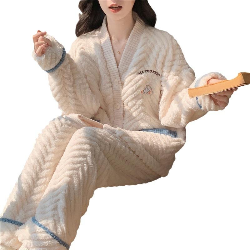 Коралловые бархатные пижамы женские зимние утепленные большие размеры теплые новые осенние и зимние костюмы можно носить на улице