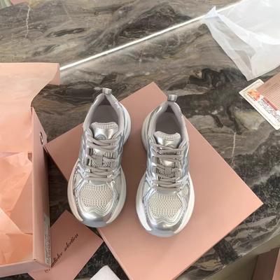 Весна и осень Новые повседневные туфли на толстой подошве, увеличивающие рост, модные универсальные сетчатые дышащие спортивные туфли для женщин