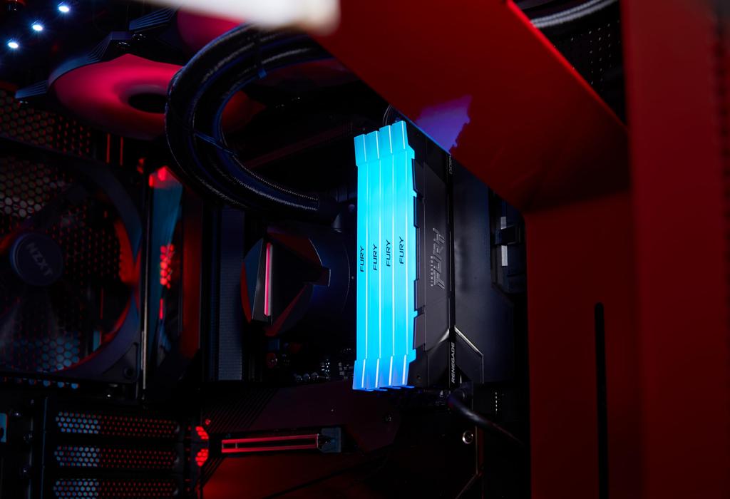 Kingston FURY Renegade RGB 16 ГБ 3600 DDR4 CL16 DIMM 1Gx8 настольная память - KF436C16RB12A/16