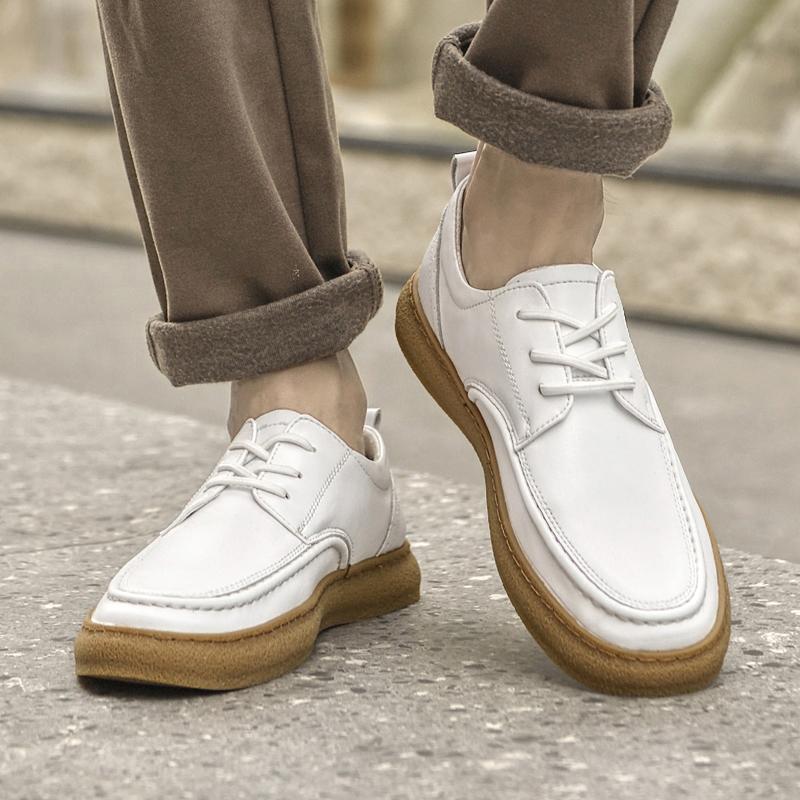 Модные летние уличные мужские универсальные белые оксфорды на плоской подошве со шнуровкой элегантные мужские повседневные туфли бизнес люксовый бренд коровья повседневная белая обувь