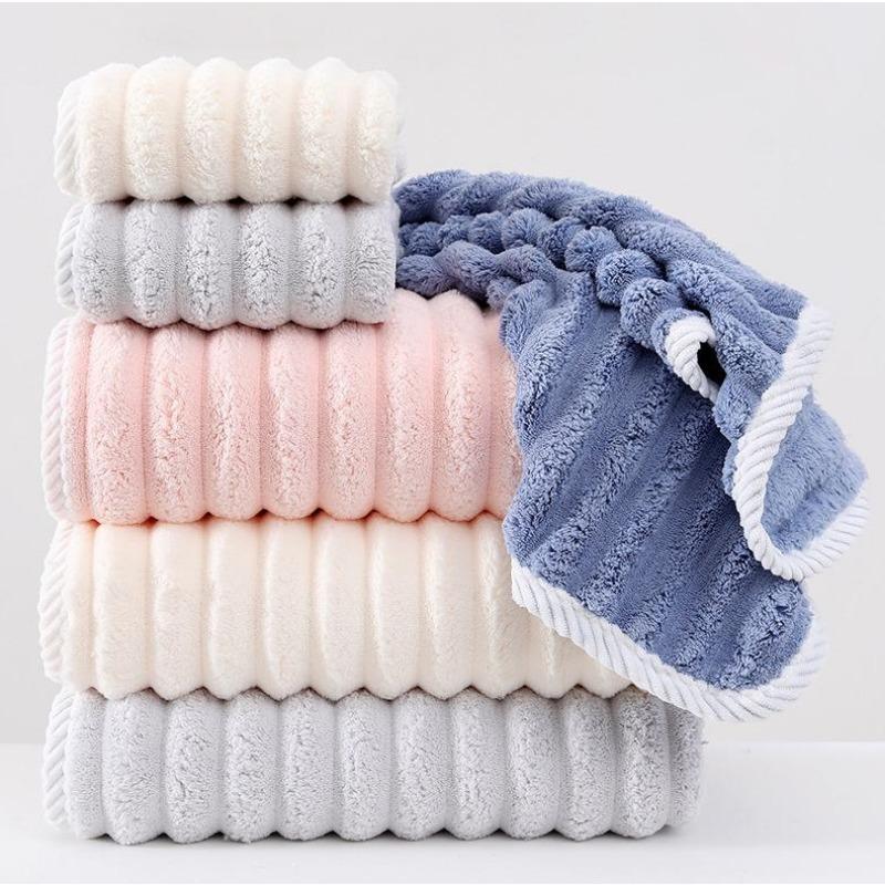 Ultra Soft and Highly Absorbent Knitted Coral Towel, Thickened Coral Velvet Textiles Bath Towel Bathroom Supplies