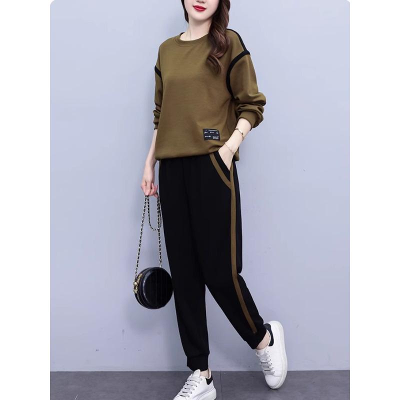 Sports Suit Women's Winter New Foreign Style and Thin Age-reducing Crew Neck Sweater Leggings Two-piece Set