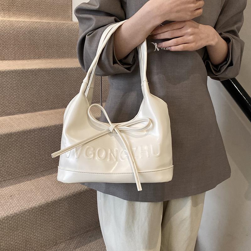 Versatile Bow Underarm Big Bag Women's 2025 New Fashion Oil Wax Leather Commuter Bag Autumn and Winter Texture Tote Bag