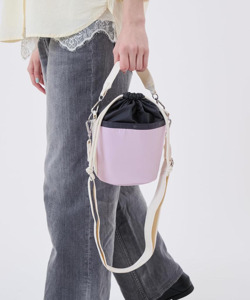 Сумка через плечо SM DRAWSTRING BUCKET 3040 Сиренево-серый Песочный Штрих-код [LeSportsac] [Официальный] / / /
