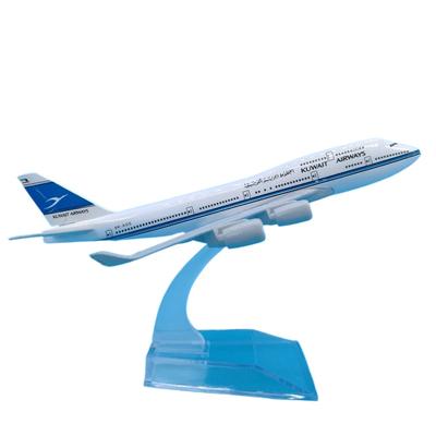 Масштаб 1/400 Модель самолета B747 Kuwait Airways 16 см Модель самолета Металлический сплав Самолет Коллекционная Выставочная модель Сувенирная игрушка