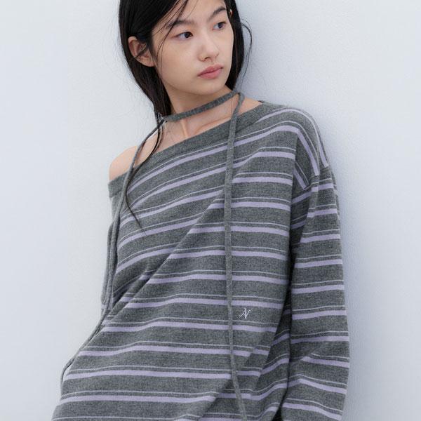 ATELIER NAIN (T-7303)Off-Shoulder String Loose Fit Striped Knit