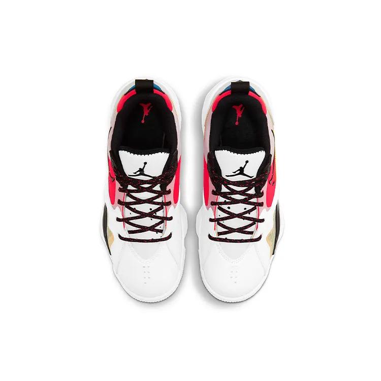 Air Jordan Womens Jordan Zoom '92 'White Siren Red University Gold' (women's sizes) White / Siren Red / University Gold / Black Basketball Shoes