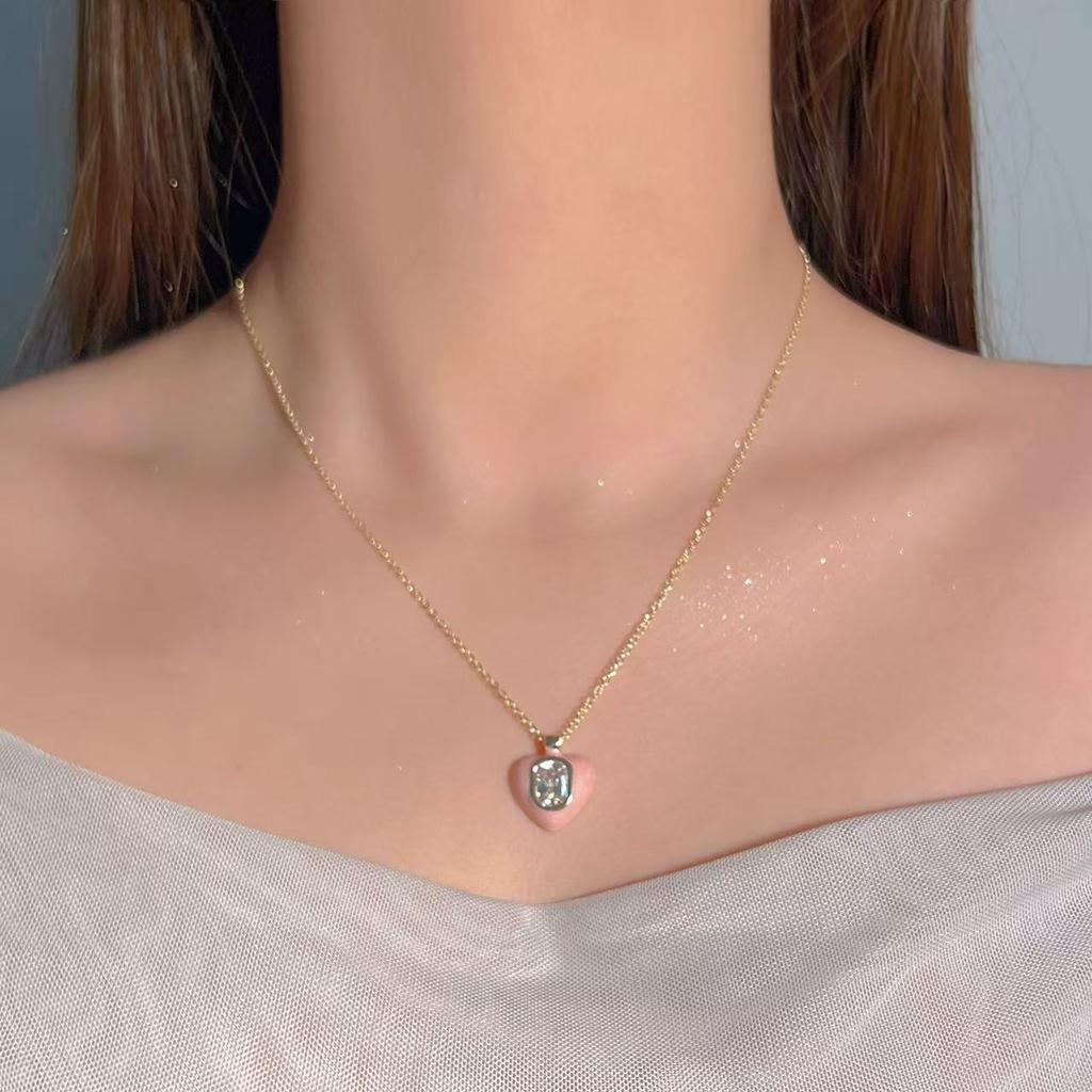 Простой темперамент Золотое колье-бини женское