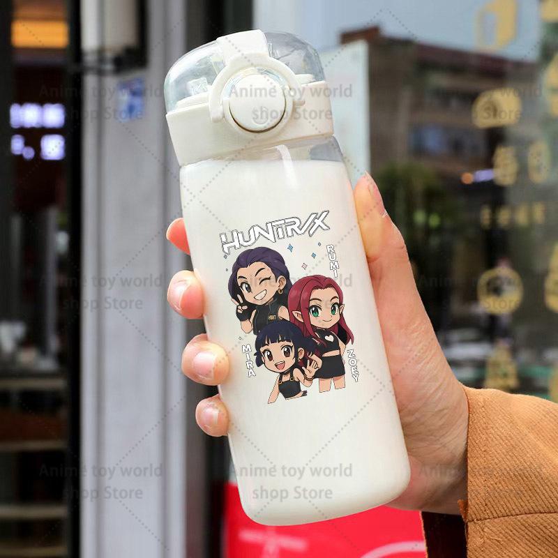 KPop Охотники на демонов Спортивная прозрачная бутылка для воды Портативная для спортзала Путешествий Прозрачная Герметичная Питьевая Матовая 400 мл Игра Развлекательная Безопасная Подходит для детей Веселая