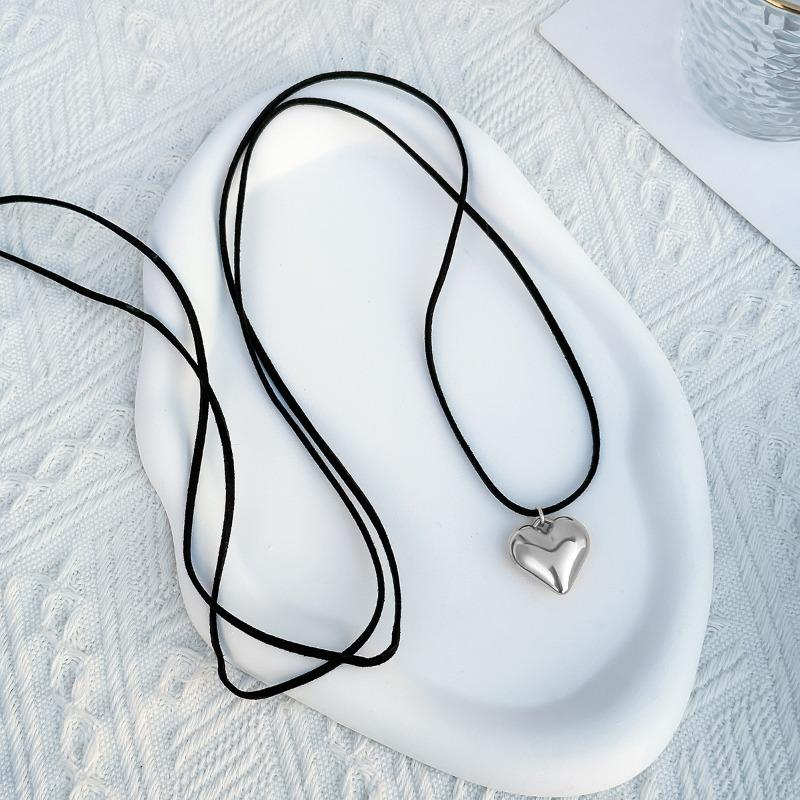 Sexy Lace up Bow Black Rope Chain with Small Silver Metal Heart Pendant Women Elegant Choker Necklace Jewelry