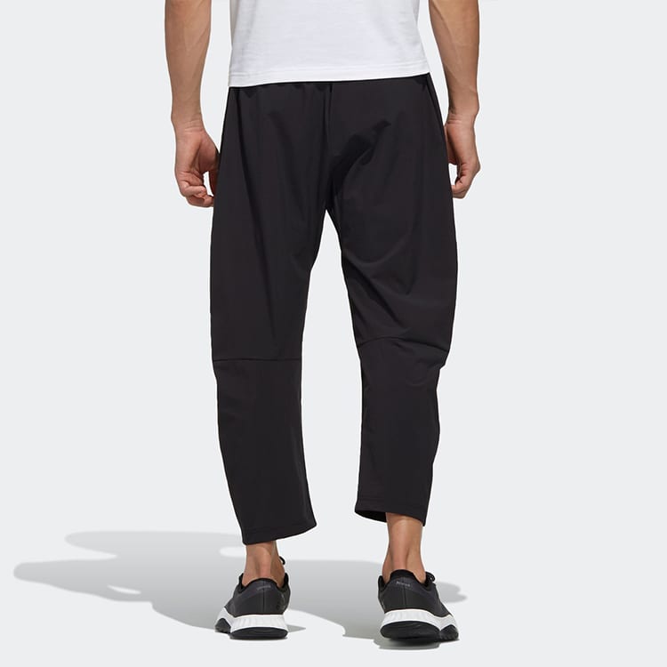adidas Спортивные брюки мужские черные средние FP7562