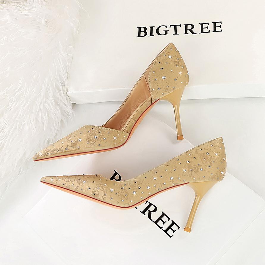 Женские модные туфли на высоком тонком каблуке для банкетов, с острым носком и с острым носком по бокам, с полыми водными бриллиантами, одинарные туфли