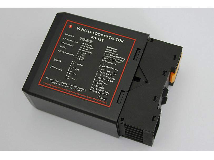 PD132 Одноканальный универсальный индукционный детектор транспортных средств для ворот сообщества