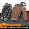 Новый кожаный чехол для ключей из цинкового сплава для Toyota CHR Hilux Fortuner Land Cruiser 200 Camry Corolla Crown RAV4 Highland