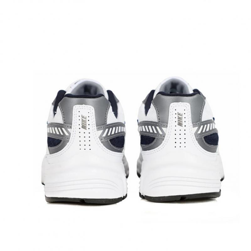 Nike Инициатор