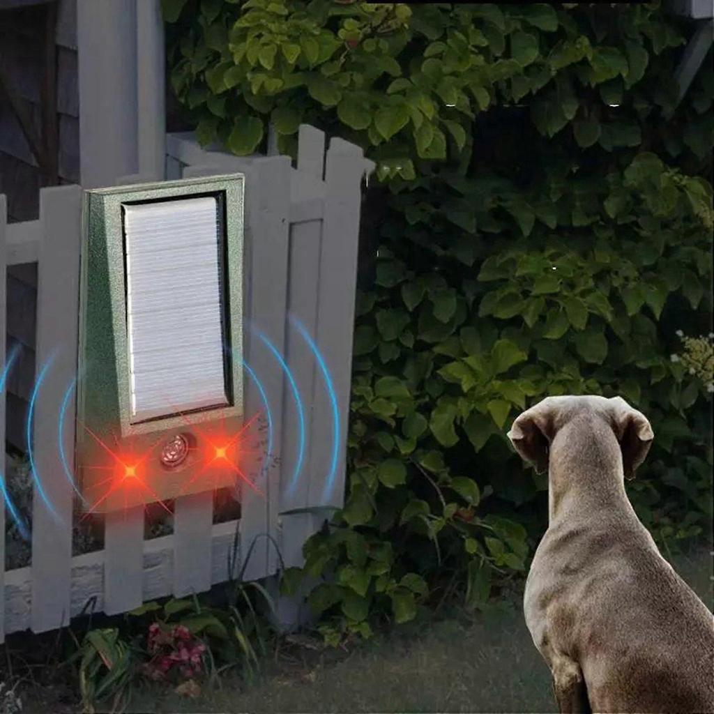 4X Ultrasonic Animal Outdoor Pest Bird Repellent with Motion Strobe and Intruder Alarm
