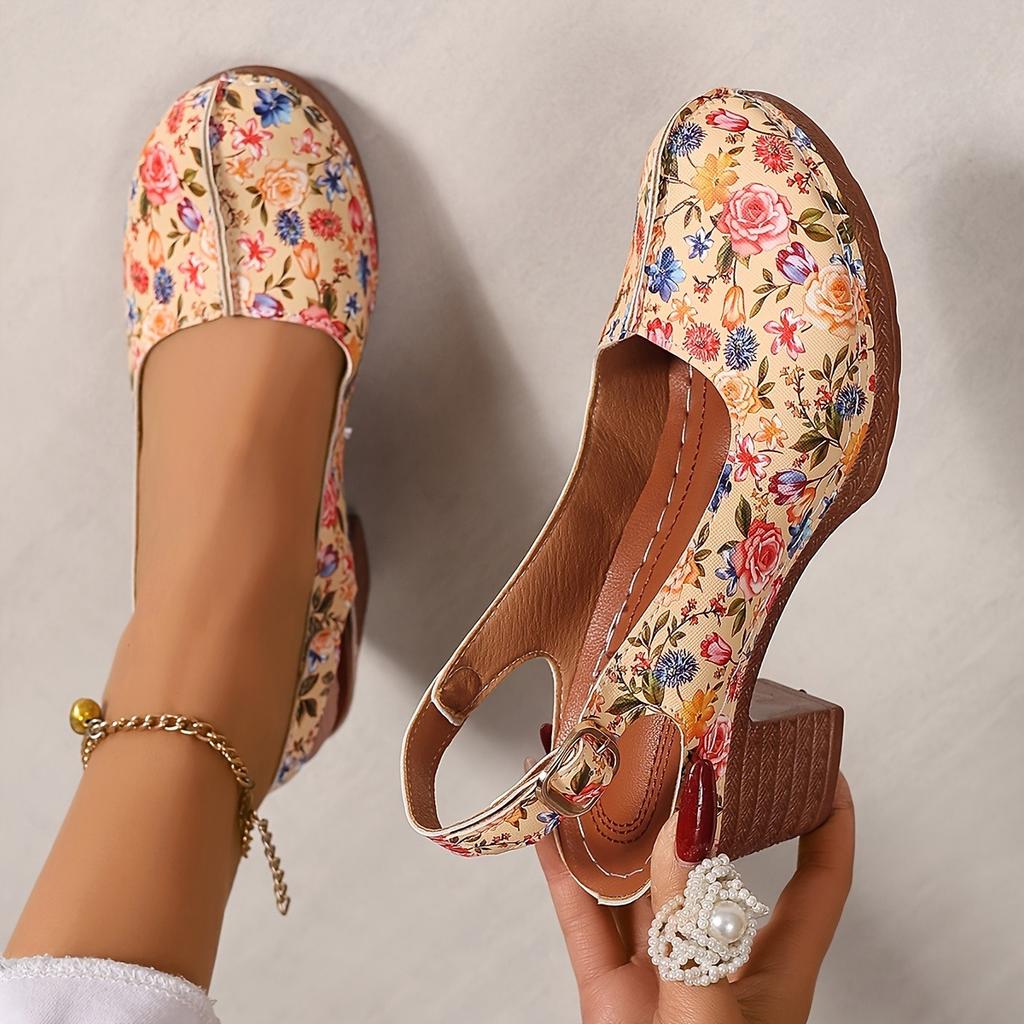 Ladies' Retro Round Toe Shallow Mouth Fashionable Printed Thick Heel High-heeled Single Shoe with A Straight Buckle Strap