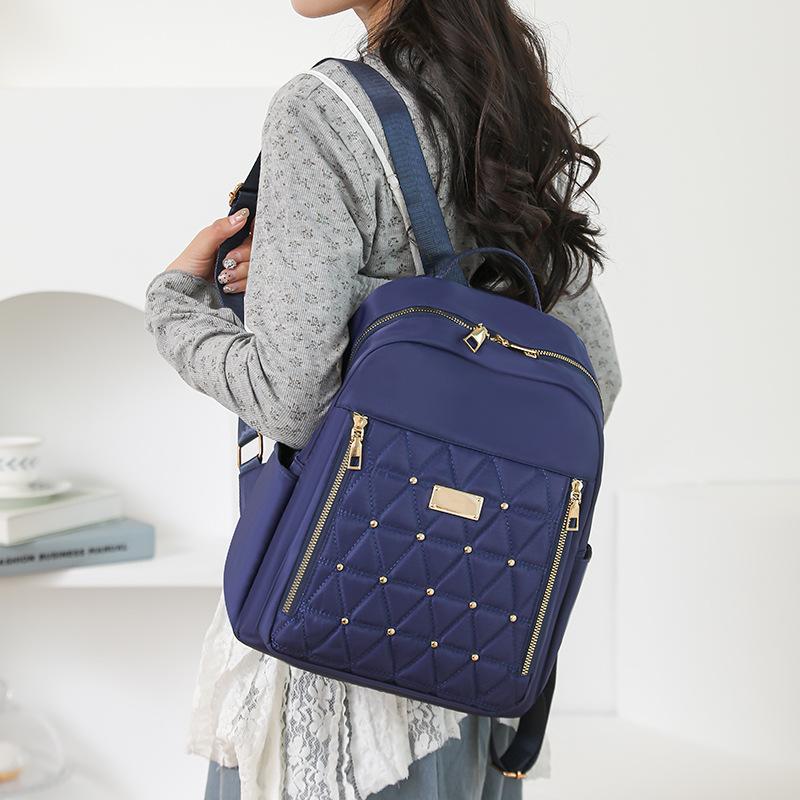 Женский рюкзак с заклепками, маленький рюкзак, легкая дорожная сумка