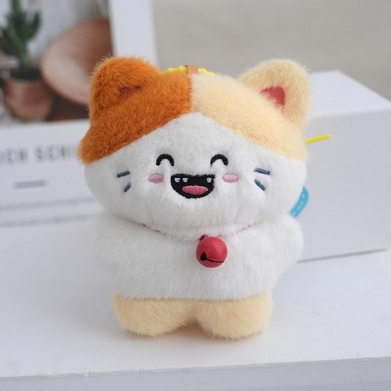 Очаровательная плюшевая игрушка черный кот с причудливыми выражениями мордочки, идеально подходящая для детских дней рождения