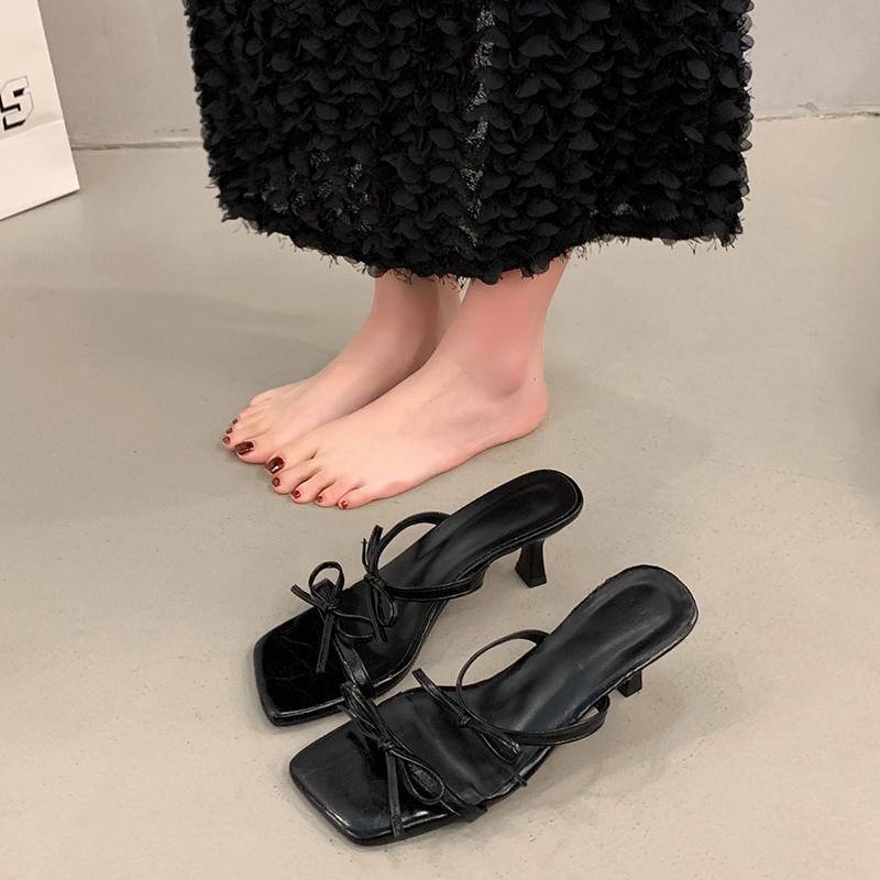 Fashion New Elegant Bowknot High Heels Sandals Women Square Toe Design Thin Heels Slippers Woman Fashion Slip On Party Shoes Female
