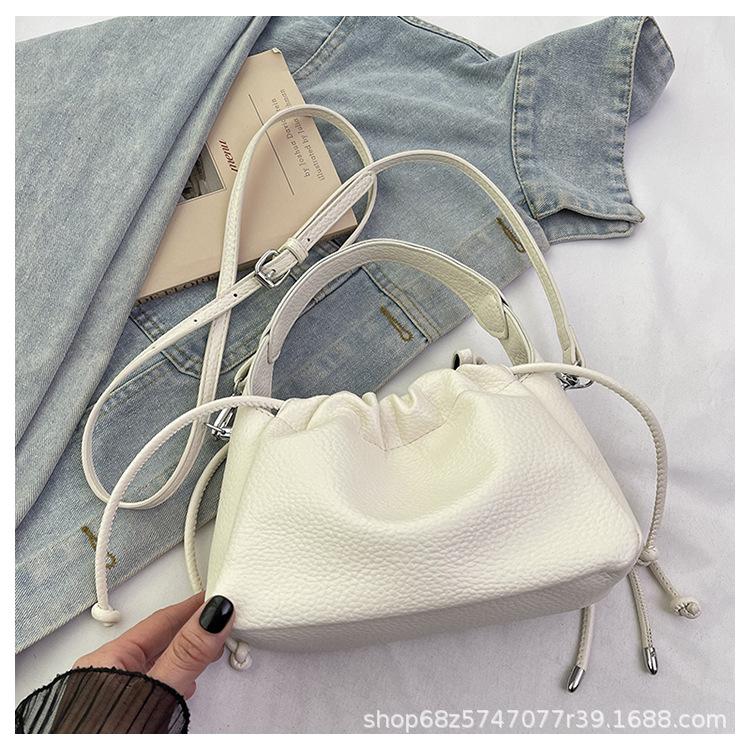 Light Luxury Texture Bag Women's Bag 2025 Summer New Pleated Strap Bucket Bag Fresh One-shoulder Crossbody Cloud Bag