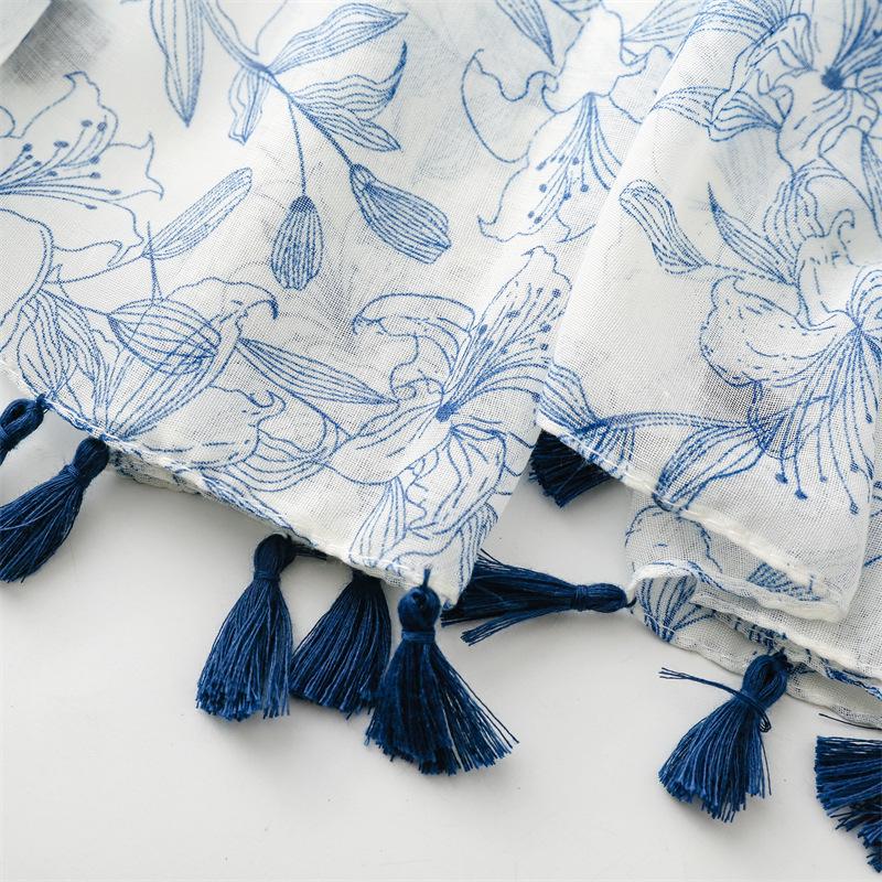 Vintage Blue Floral Print Scarf for Women - Lightweight, Breathable Polyester Shawl with Elegant Rose and Leaf Pattern, Perfect for Spring, Summer