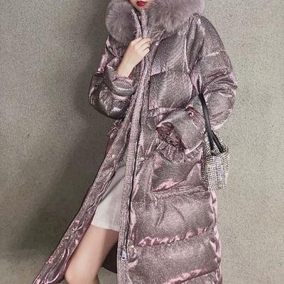 Высококачественная Утолщенная Пуховая Куртка из Лисьего Меха для Женской Зимы Новая Средней Длины с Большим Меховым Воротником Свободного Кроя с Талией Ниже Колена