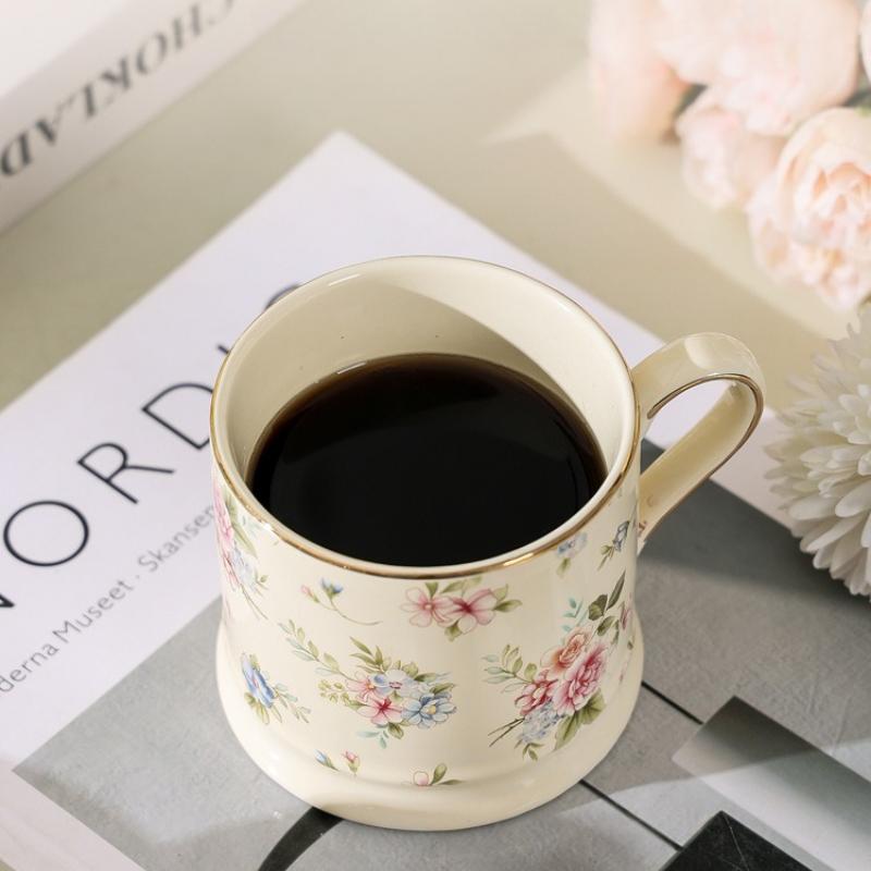 Скандинавские Керамические Кружки с Ручной Рисунком Цветов, Кружки для Кофе Легкой Роскоши, Молочный Стаканчик с Золотым Ободком, Кружка для Завтрака, Посуда для Напитков