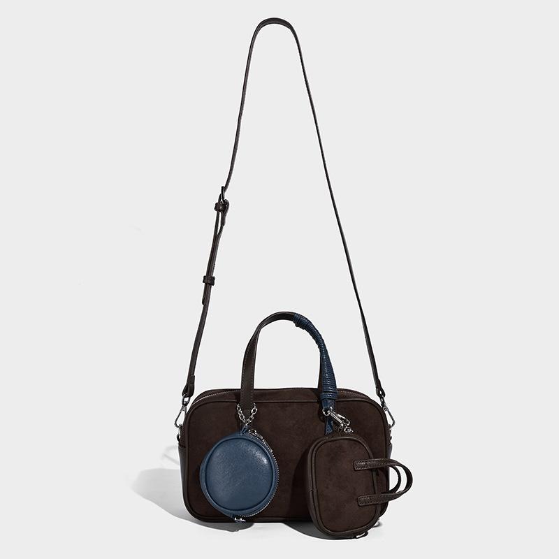 2025 New Fashion Commuting Handbag, Niche High-End Large Capacity Shoulder Crossbody Boston Pillow Bag